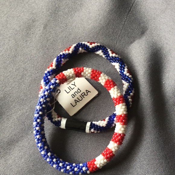 Lily and Laura glass bead bracelet’s. 32 of some of their favorites! - Picture 6 of 12